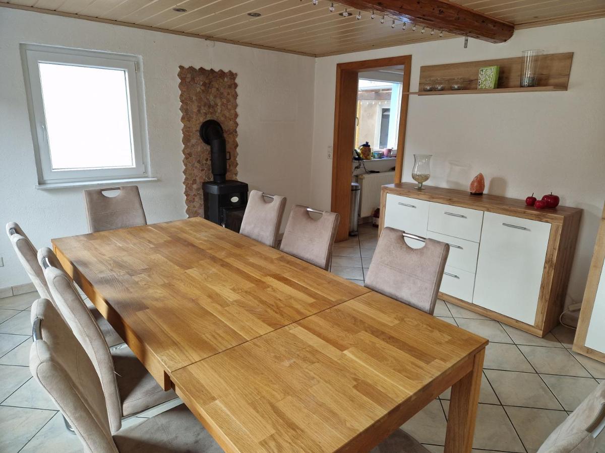 Ferienwohnung Blumenshein Bei Speyer Karlsruhe Familienfreundlich 5 Pers Zeiskam Exterior foto